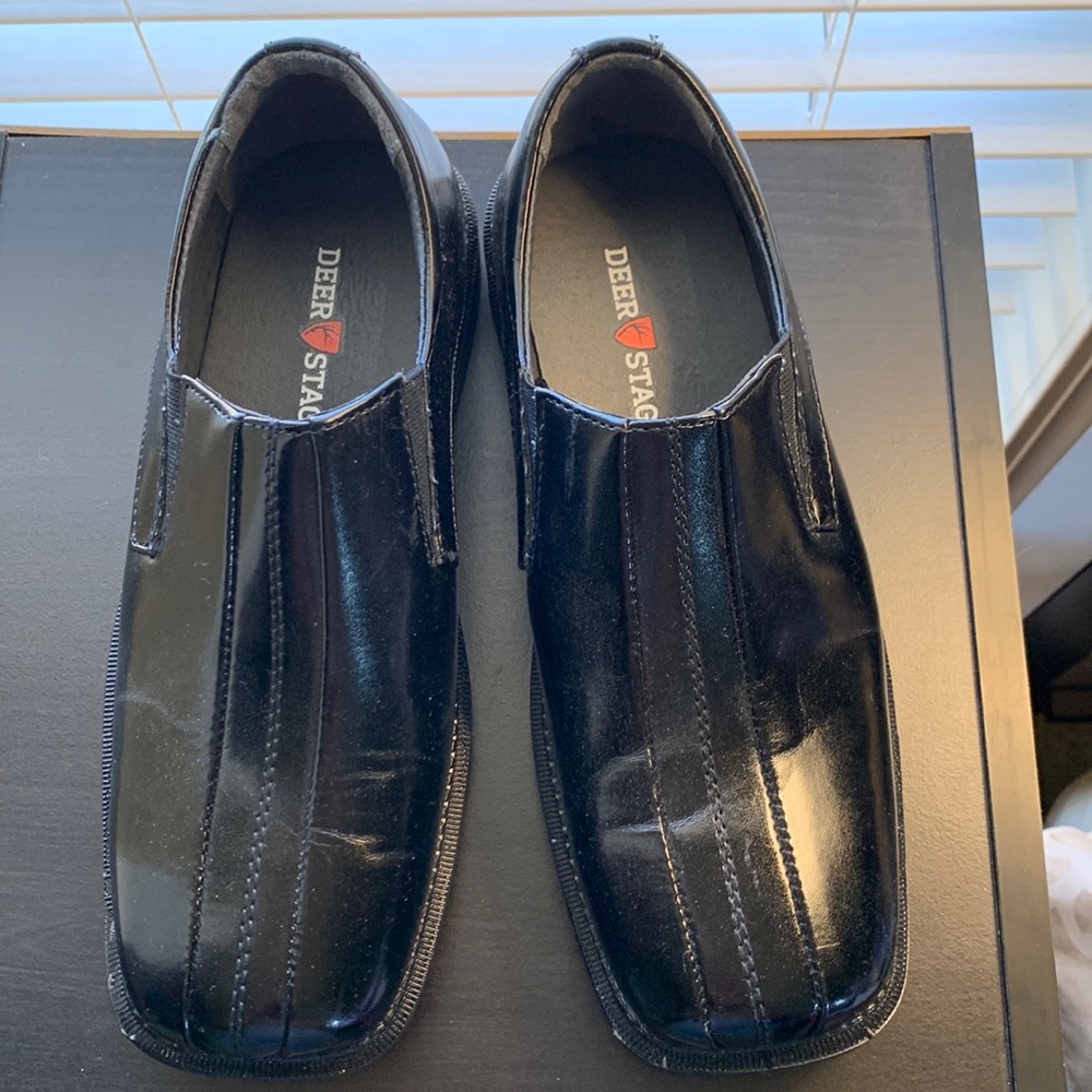 Dress shoes